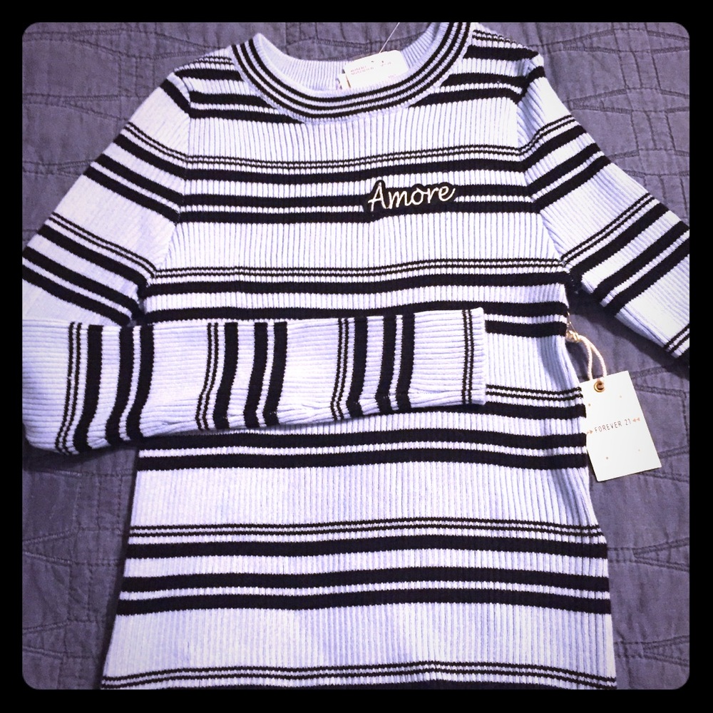Forever 21 Girls sweater